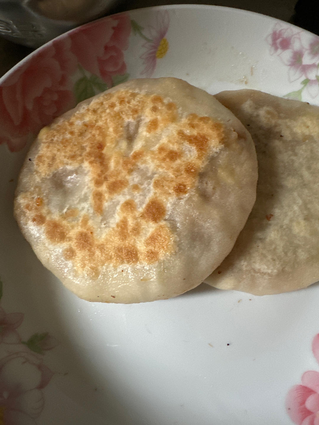 会连续吃八个的萝卜馅饼