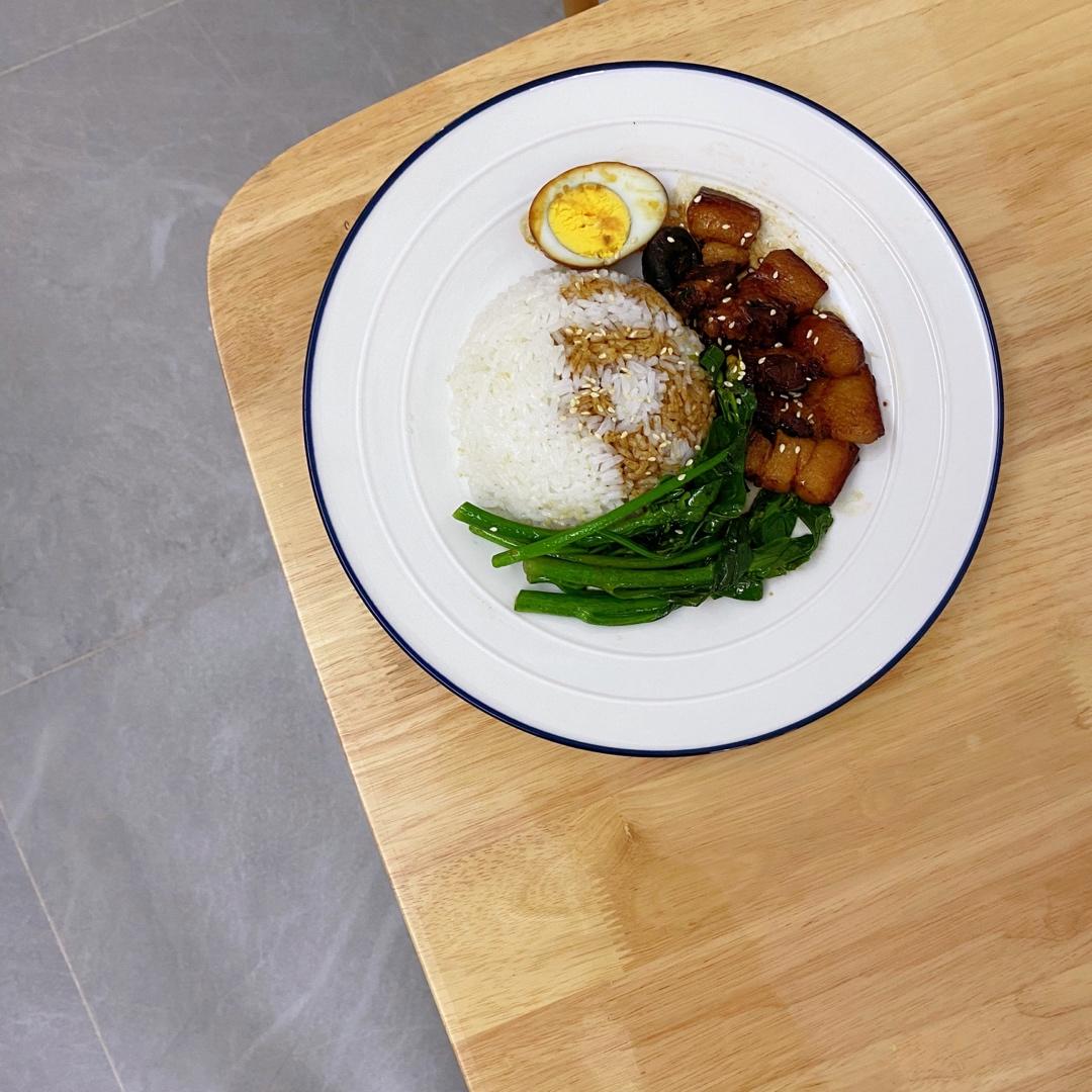 好吃到停不下来的卤肉饭