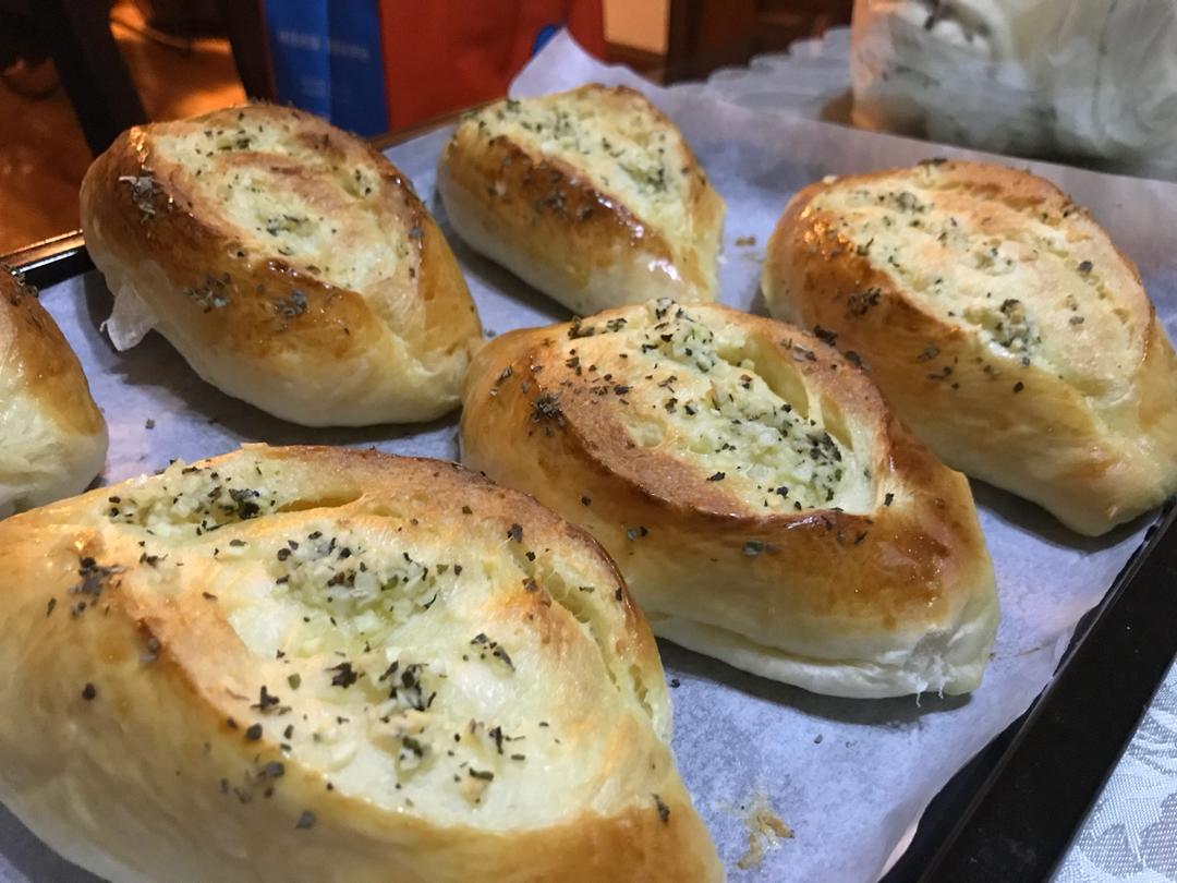 蒜香面包