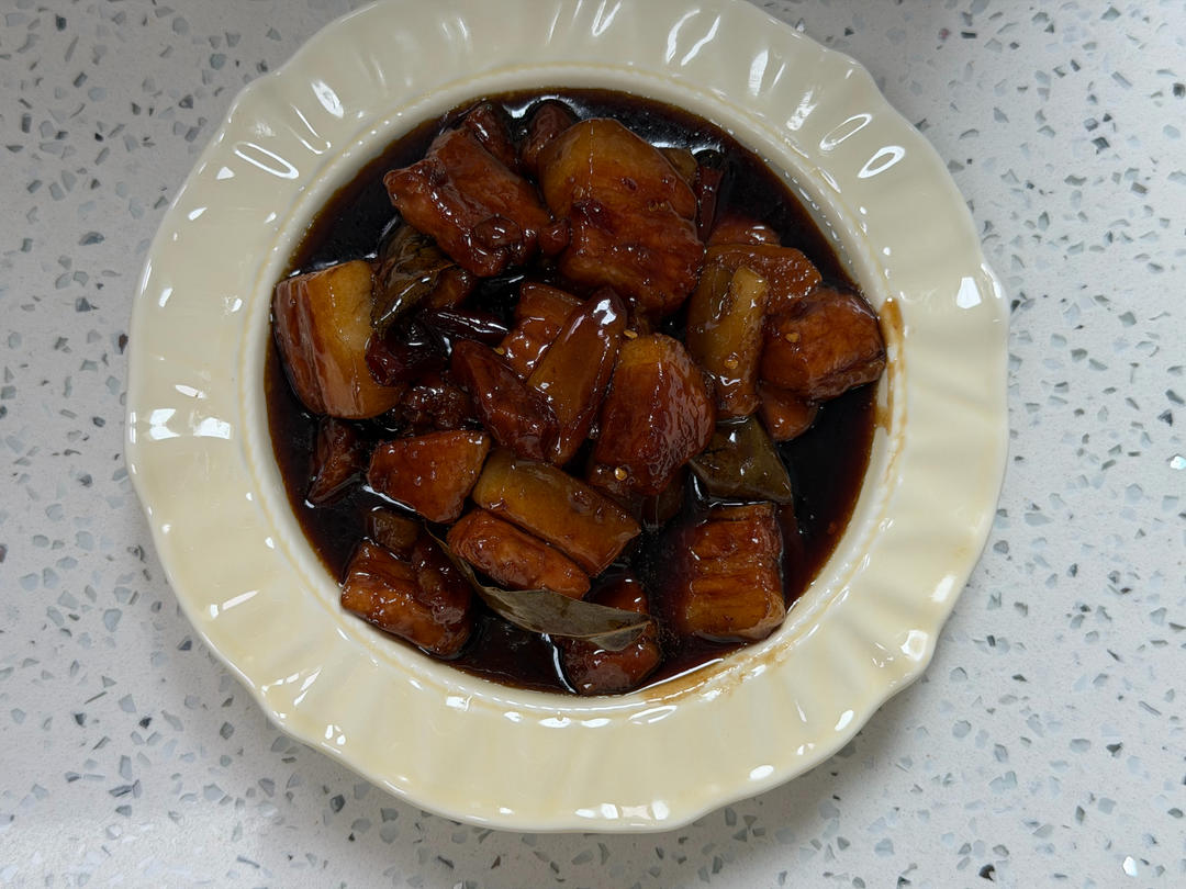 不焯水不放油的家常红烧肉