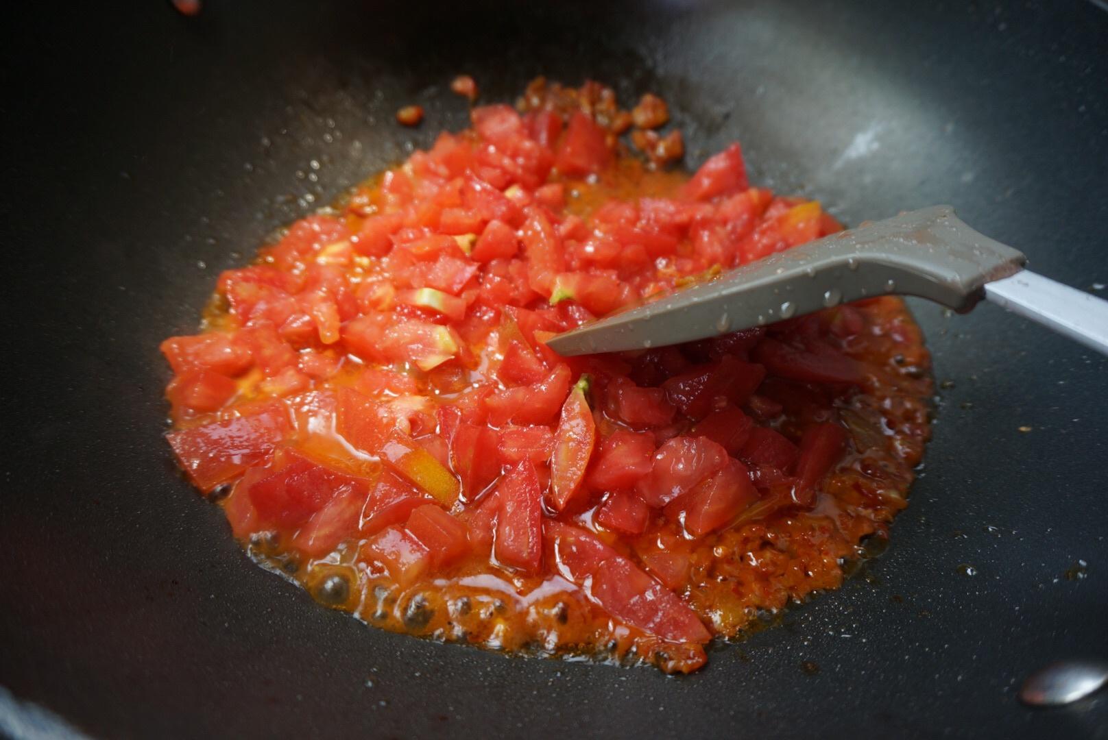 西红柿烩杏鲍菇的做法 步骤4