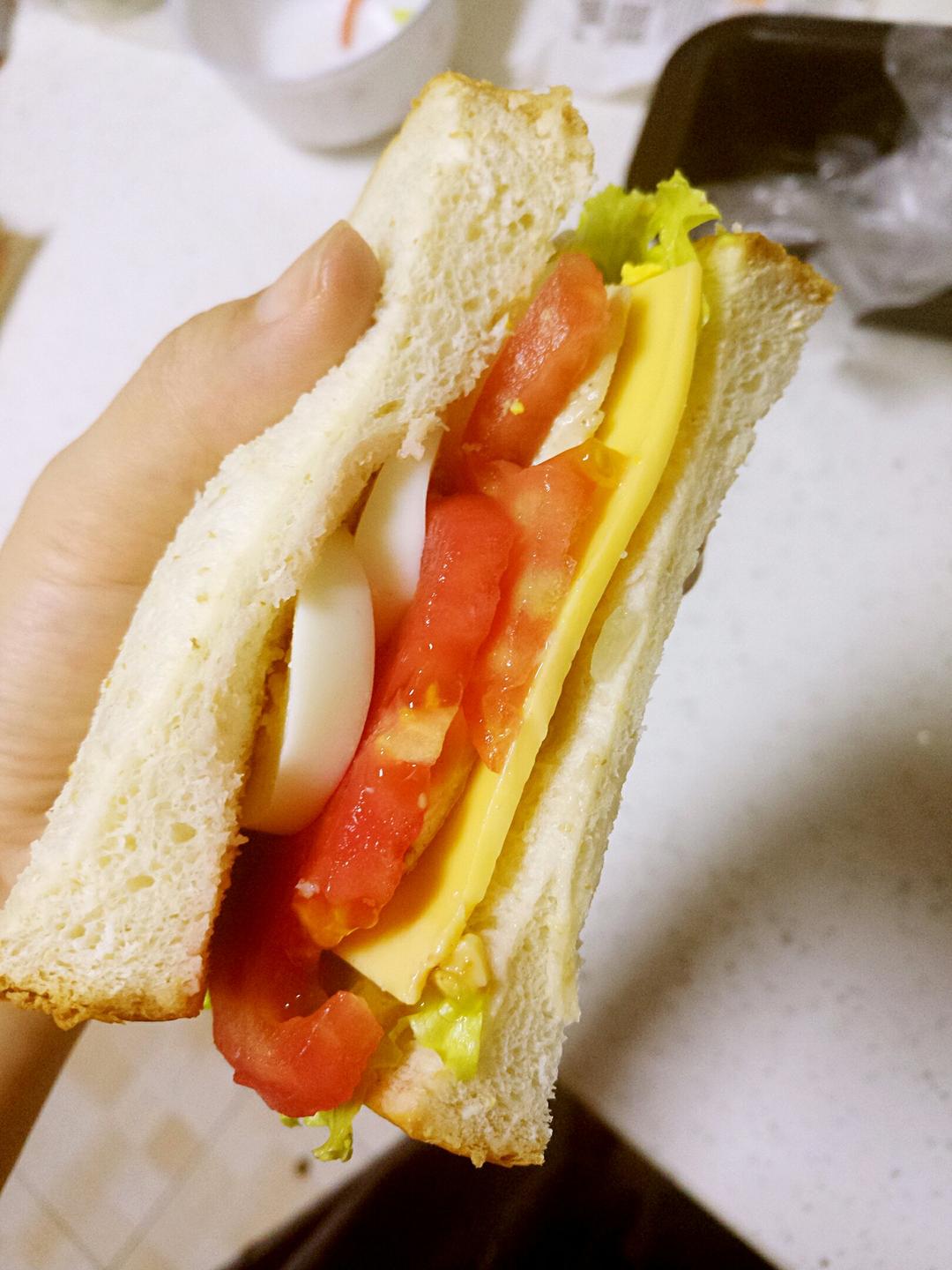 黑椒鸡排三明治