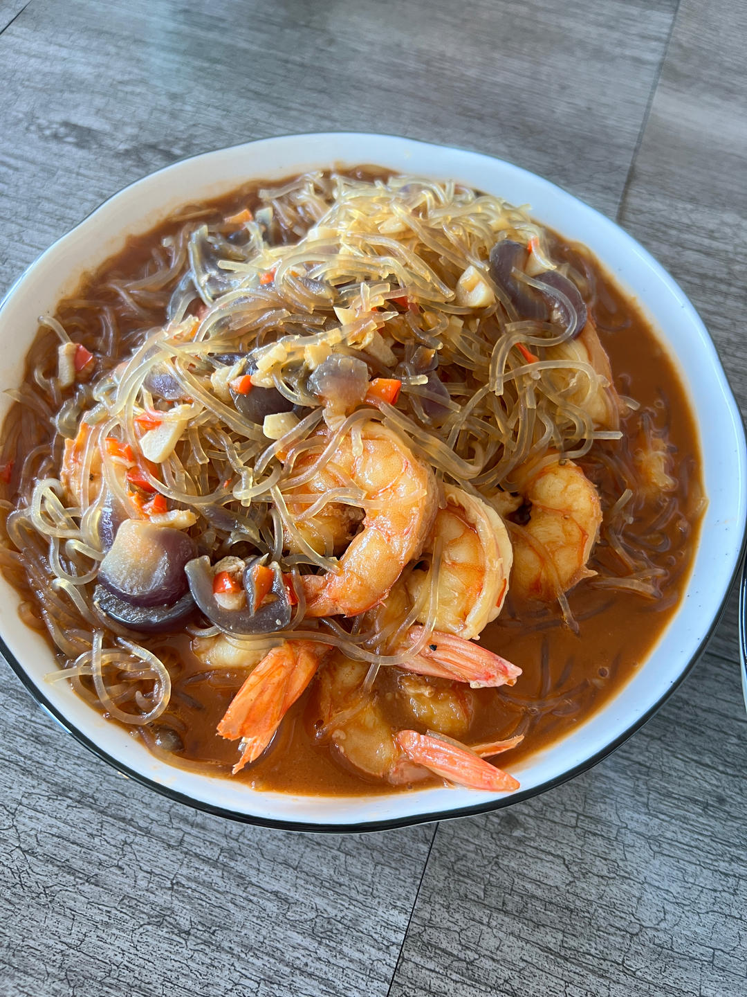 鲜虾粉丝煲