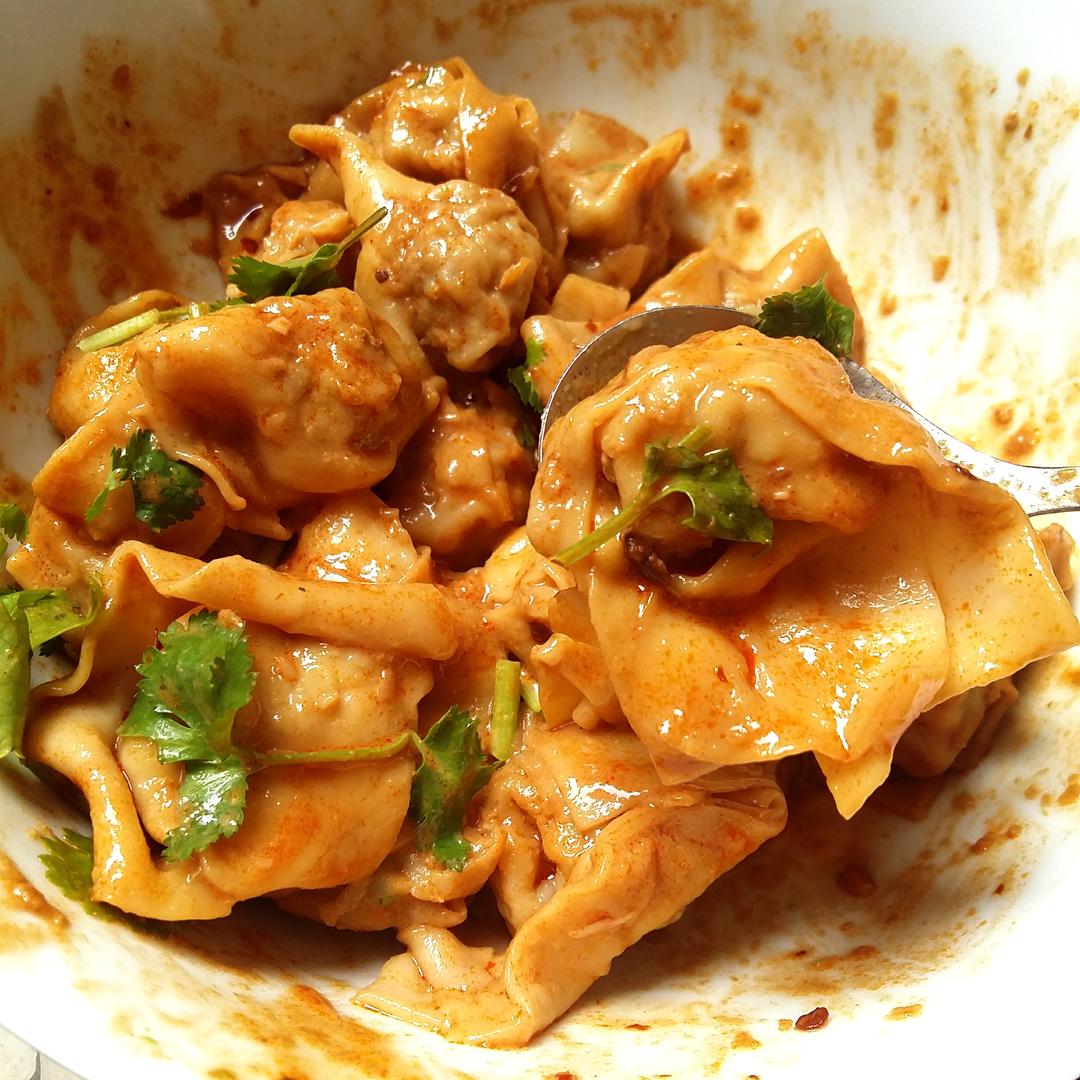麻酱拌馄饨