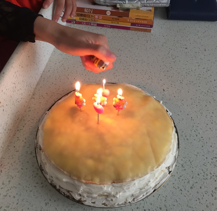 榴莲千层蛋糕（stratiform cake）
