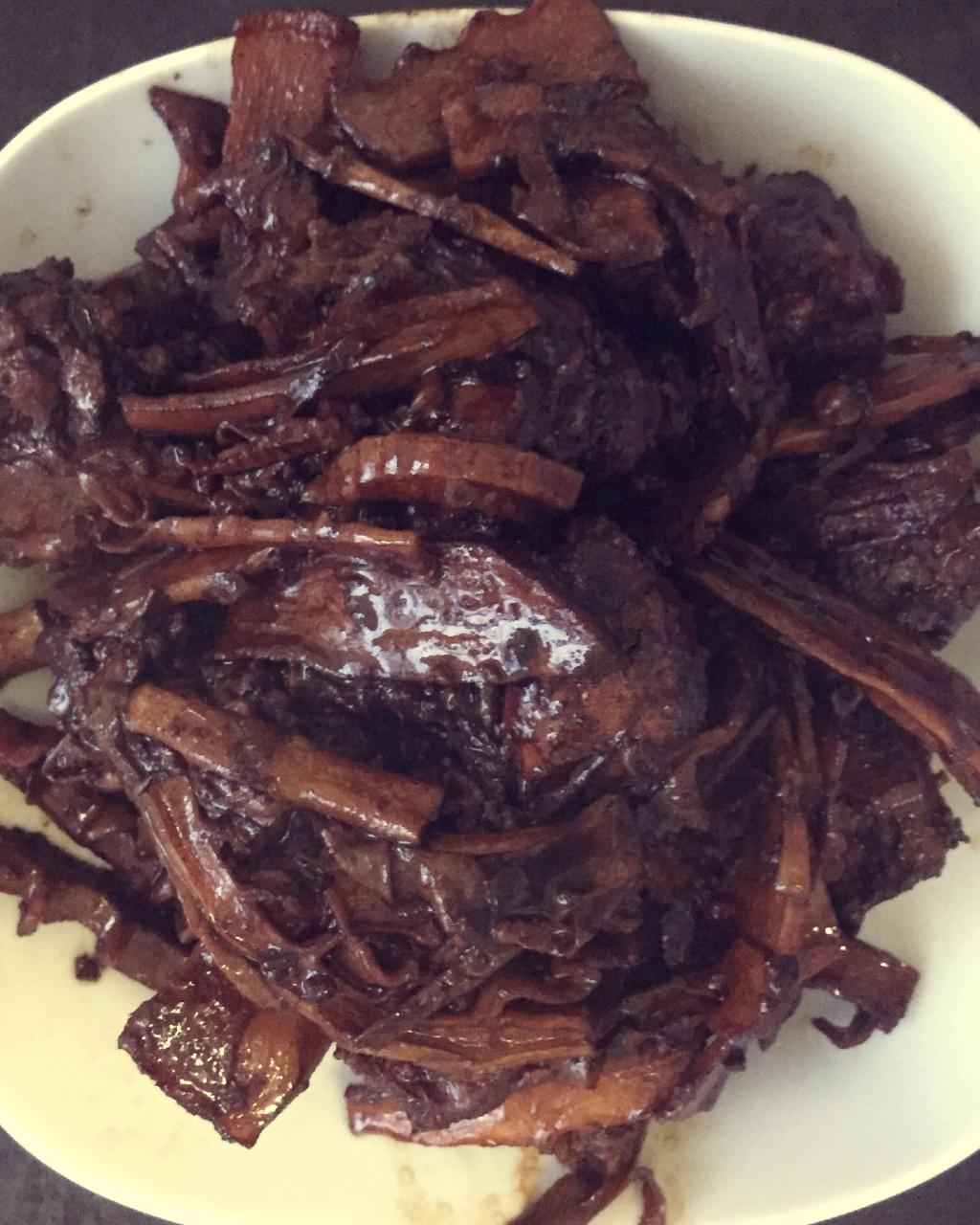 笋干炖鸡