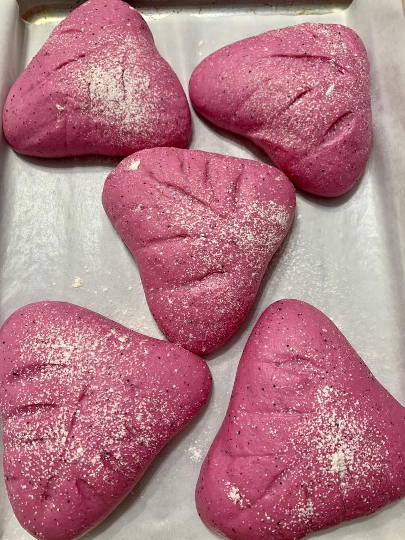 火龙果麻薯欧包