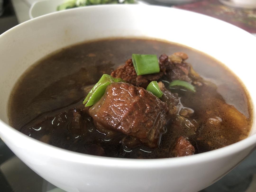 红烧牛肉土豆 （独家秘制）