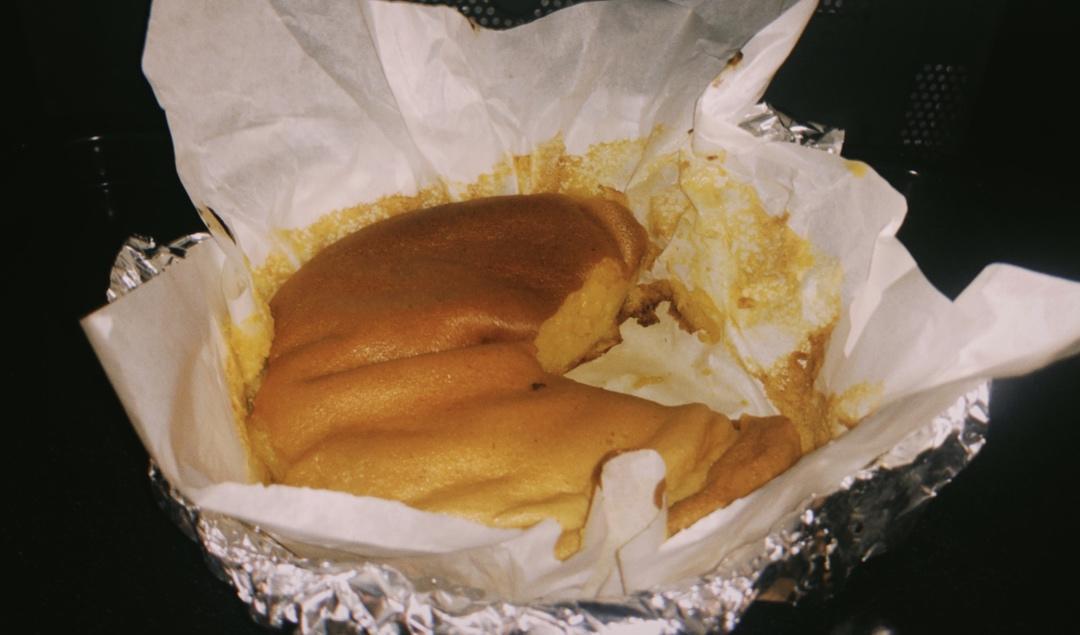 疯狂蜂蜜熔岩蛋糕——只需4种材料的热门甜品
★经典配方★