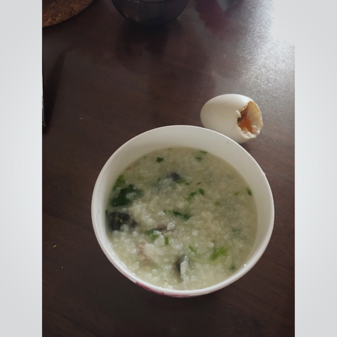 十五分钟快手之香滑皮蛋瘦肉粥(附五分钟电饭煲电压力锅更快捷方法)