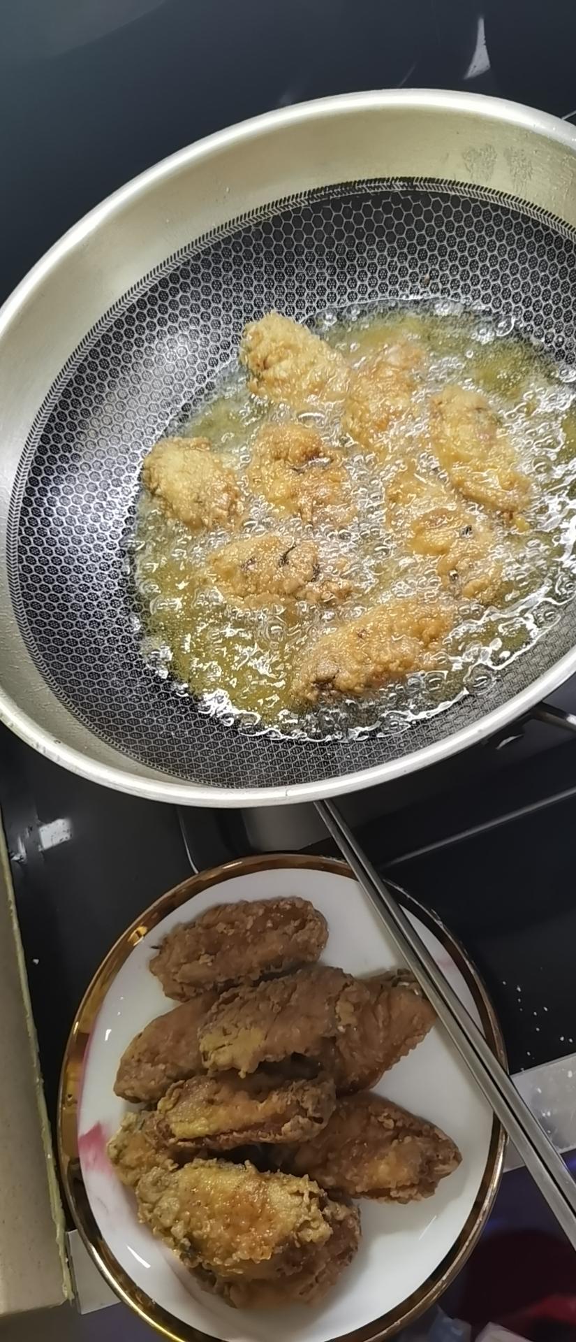 蒜香炸鸡翅