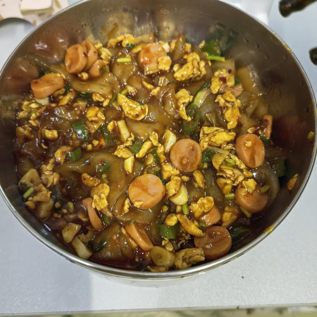 比路边摊好吃百倍的火腿炒土豆粉