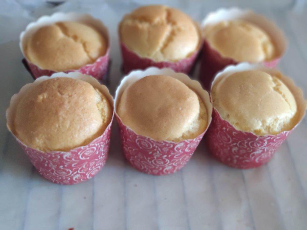 纸杯蛋糕 8寸戚风蛋糕的量