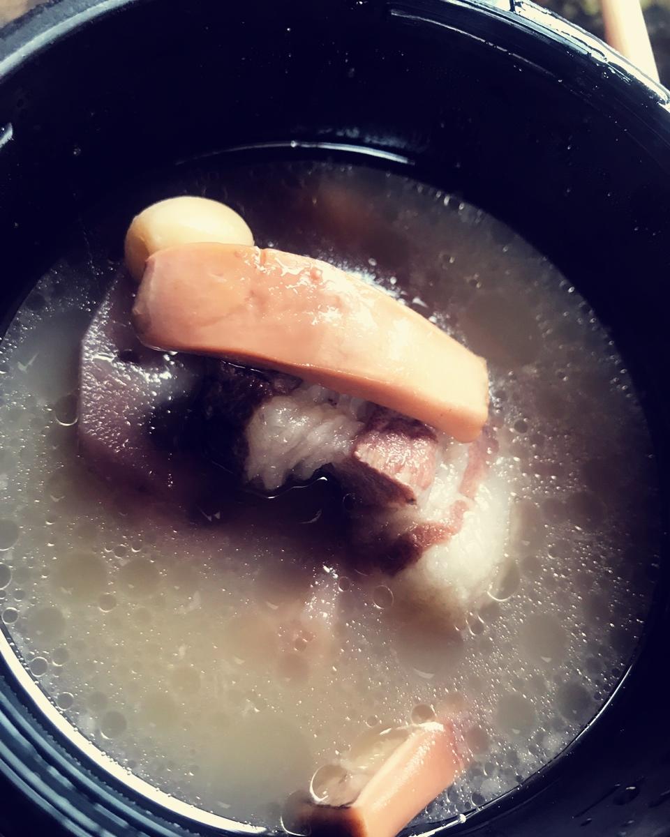 霜降汤·莲藕墨鱼汤