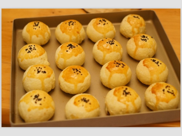 豆沙蛋黄酥
