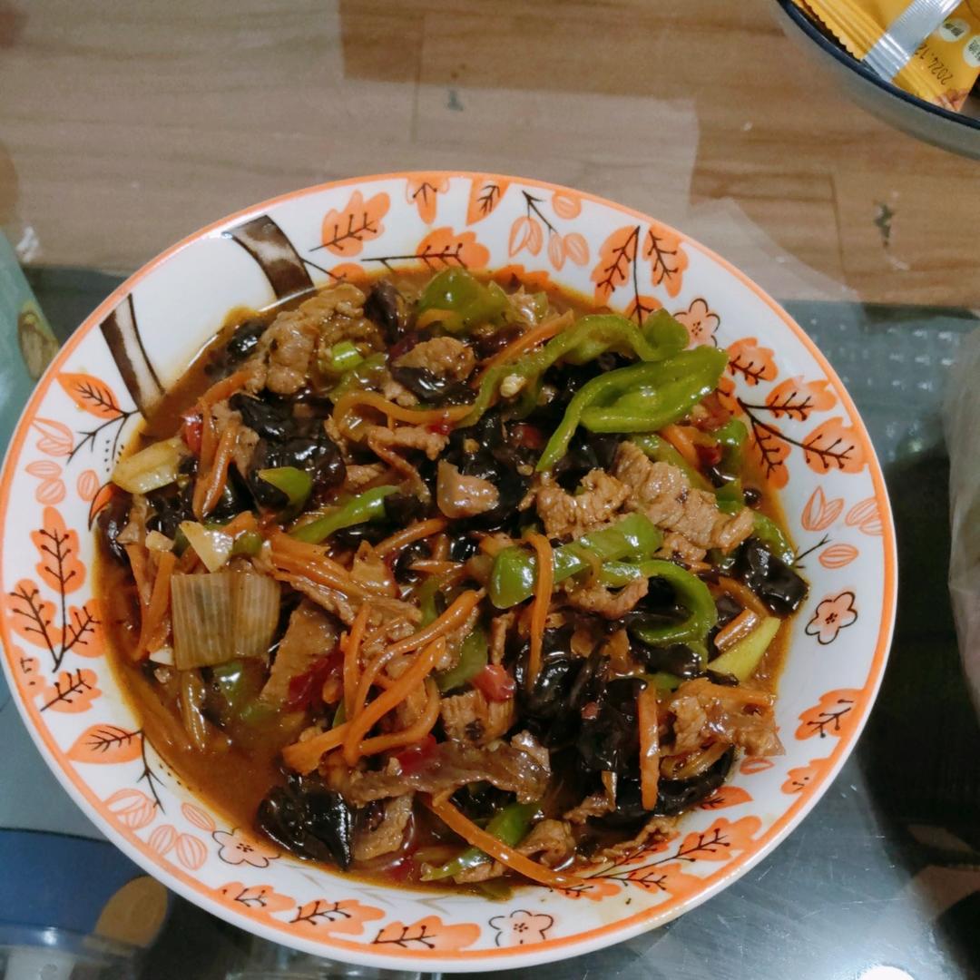 米饭🍚杀手鱼香鸡丝         （减脂期也可以吃）