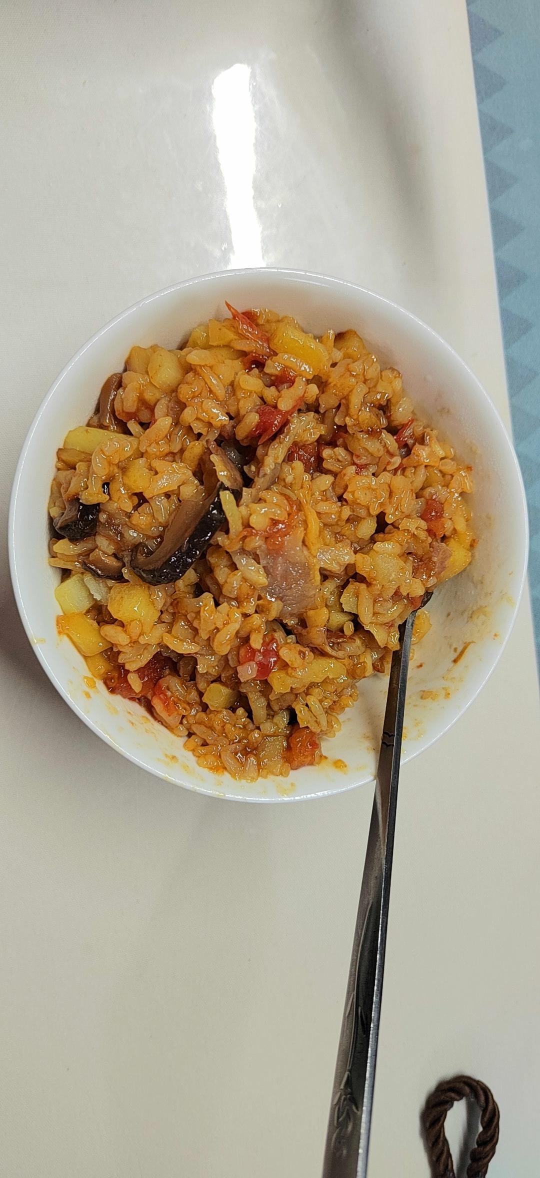 广式腊肠番茄🍅焖饭