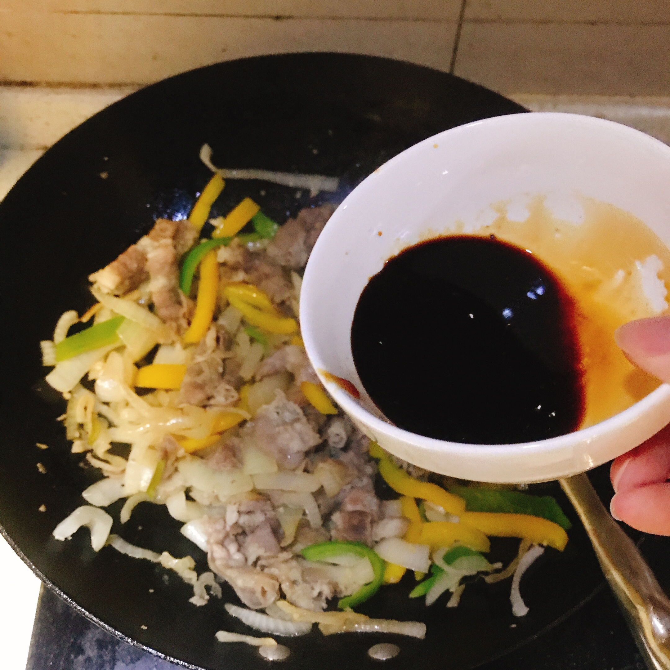 简单又省钱 自己也能做的日式肥牛卷盖饭丼的做法 步骤9