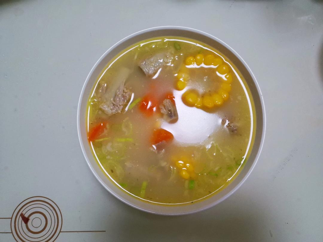 玉米排骨汤