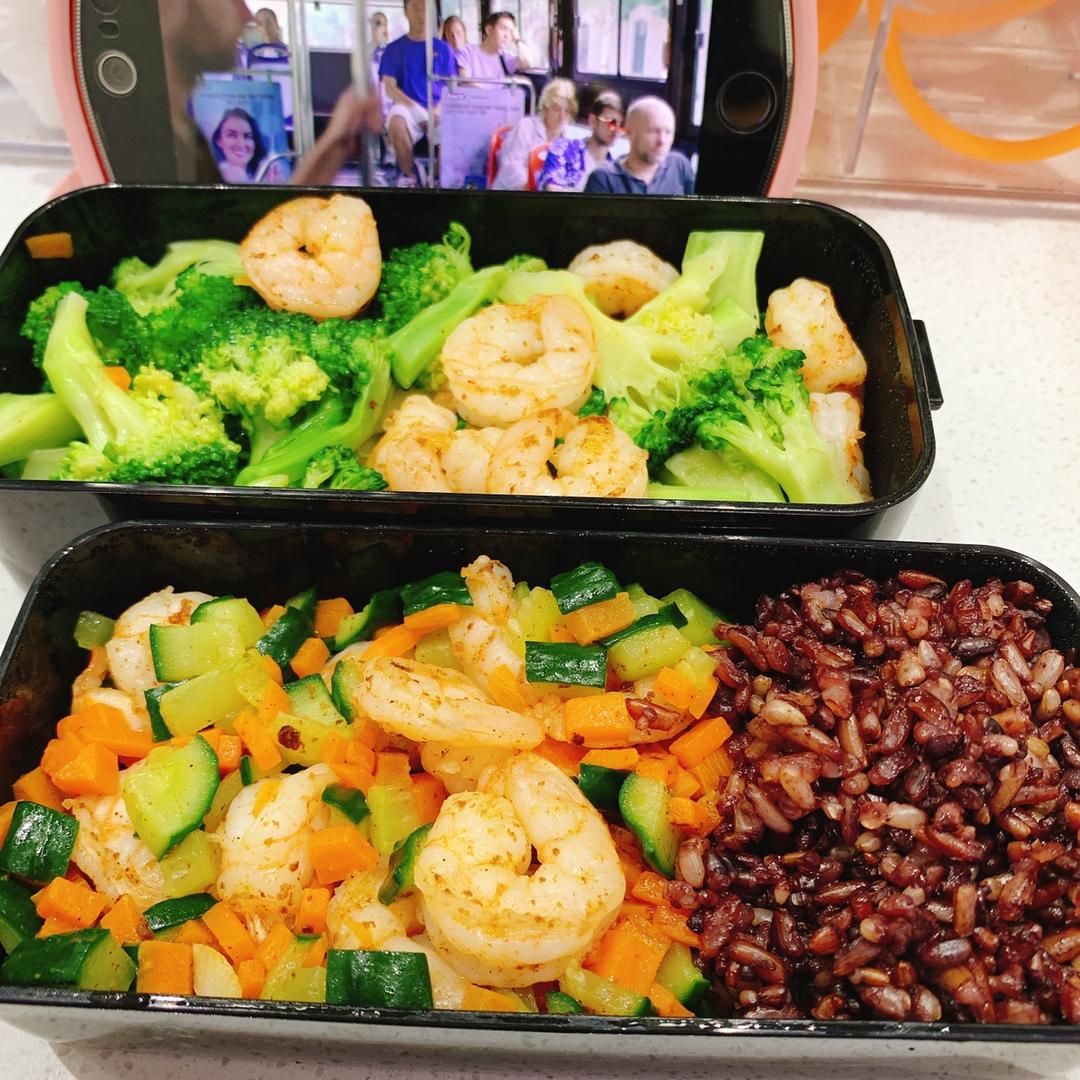 虾仁炒黄瓜胡萝卜