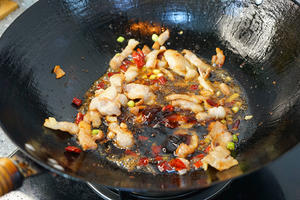 五花肉豆角蒸面条&筒骨萝卜汤 | 北鼎黄色蒸炖锅食谱的做法 步骤9