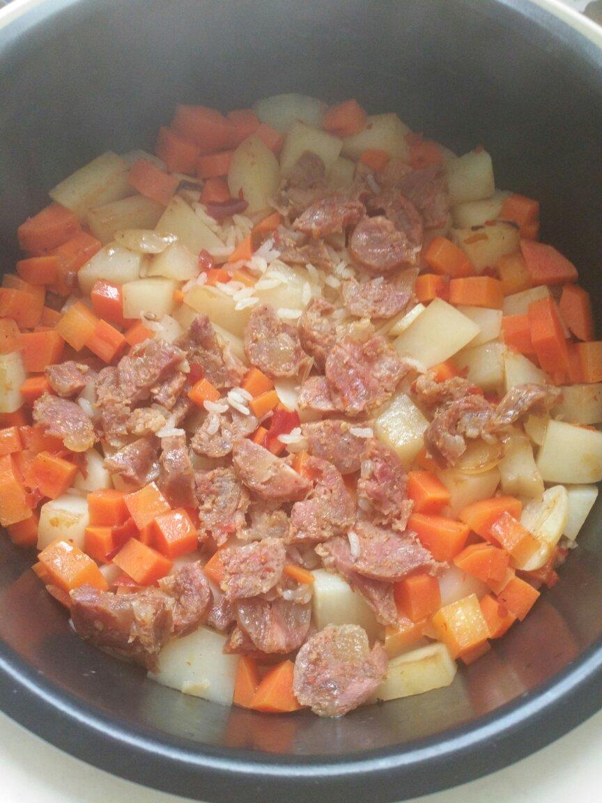 土豆焖饭（电饭锅版）