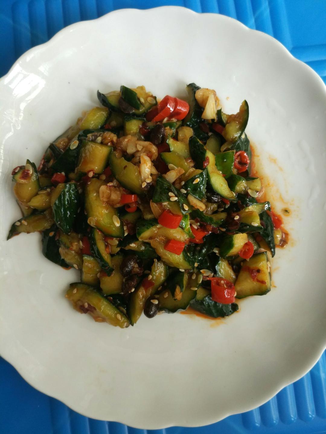 重口味拍黄瓜，香，酸，辣