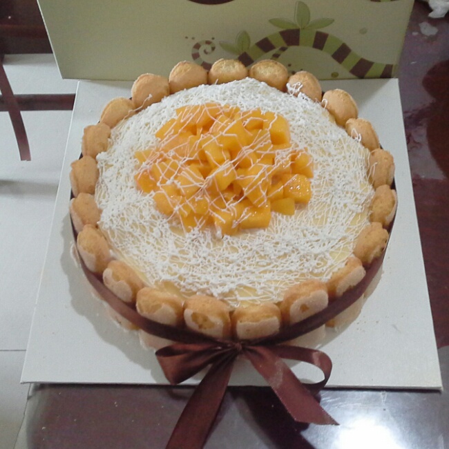 榴莲千层蛋糕（stratiform cake）