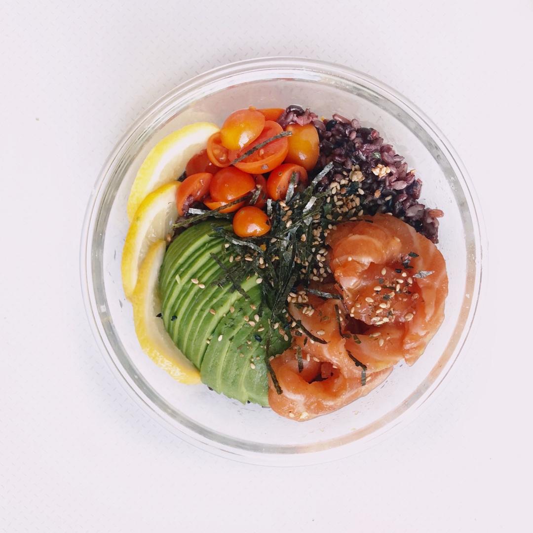 夏威夷三文鱼盖饭～Poke Bowl