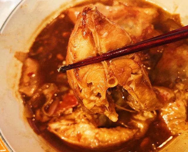 全家人都爱吃的砂锅鱼煲的做法