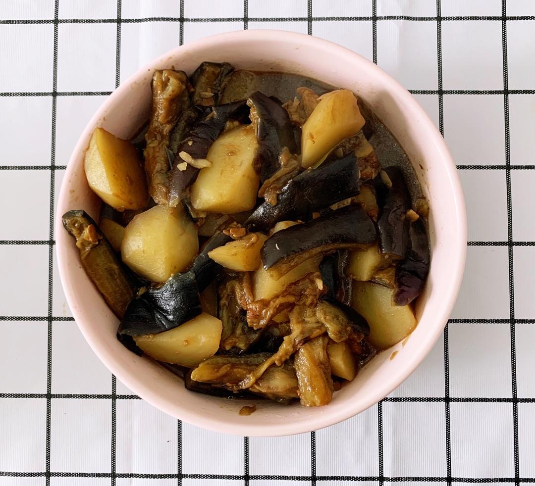 土豆炖茄子(东北菜)
