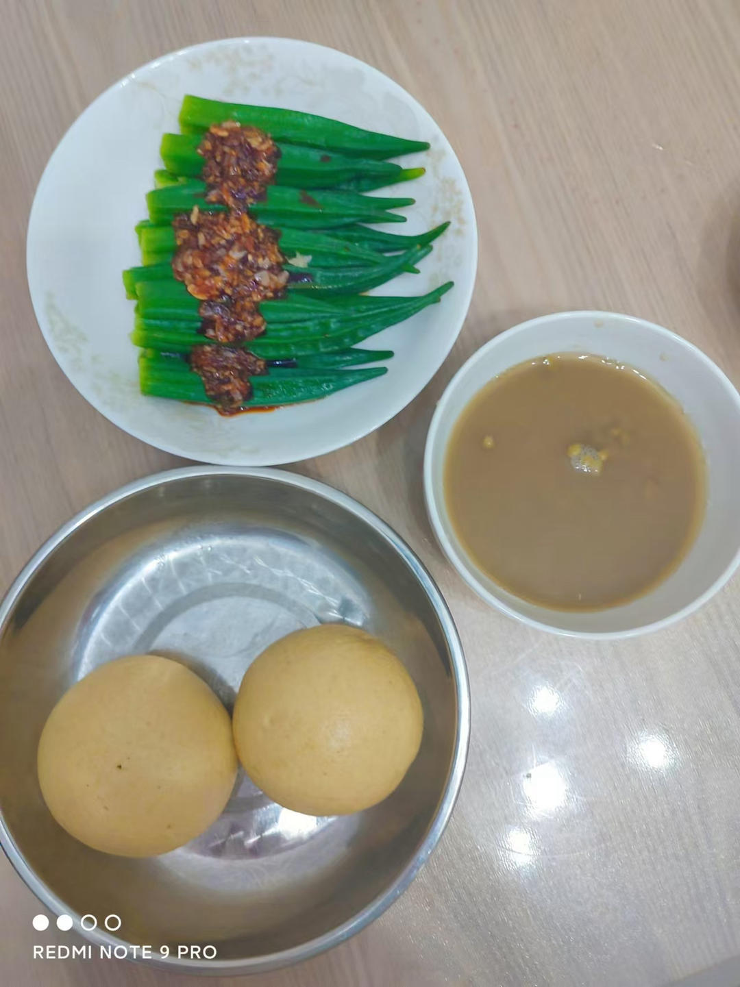 同学家晚餐：全麦面玉米面馒头/绿豆汤/拌秋葵的做法