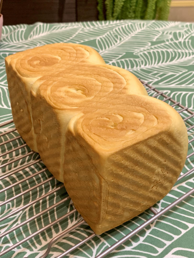 纯奶手撕吐司