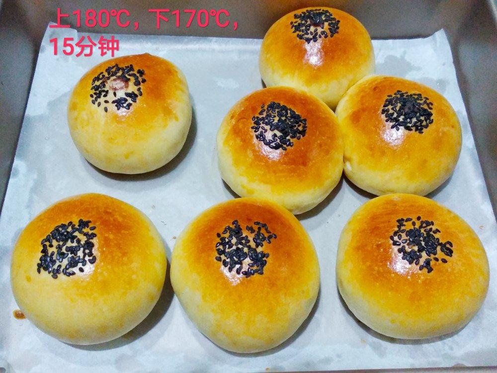 手揉面包详细贴:红豆面包