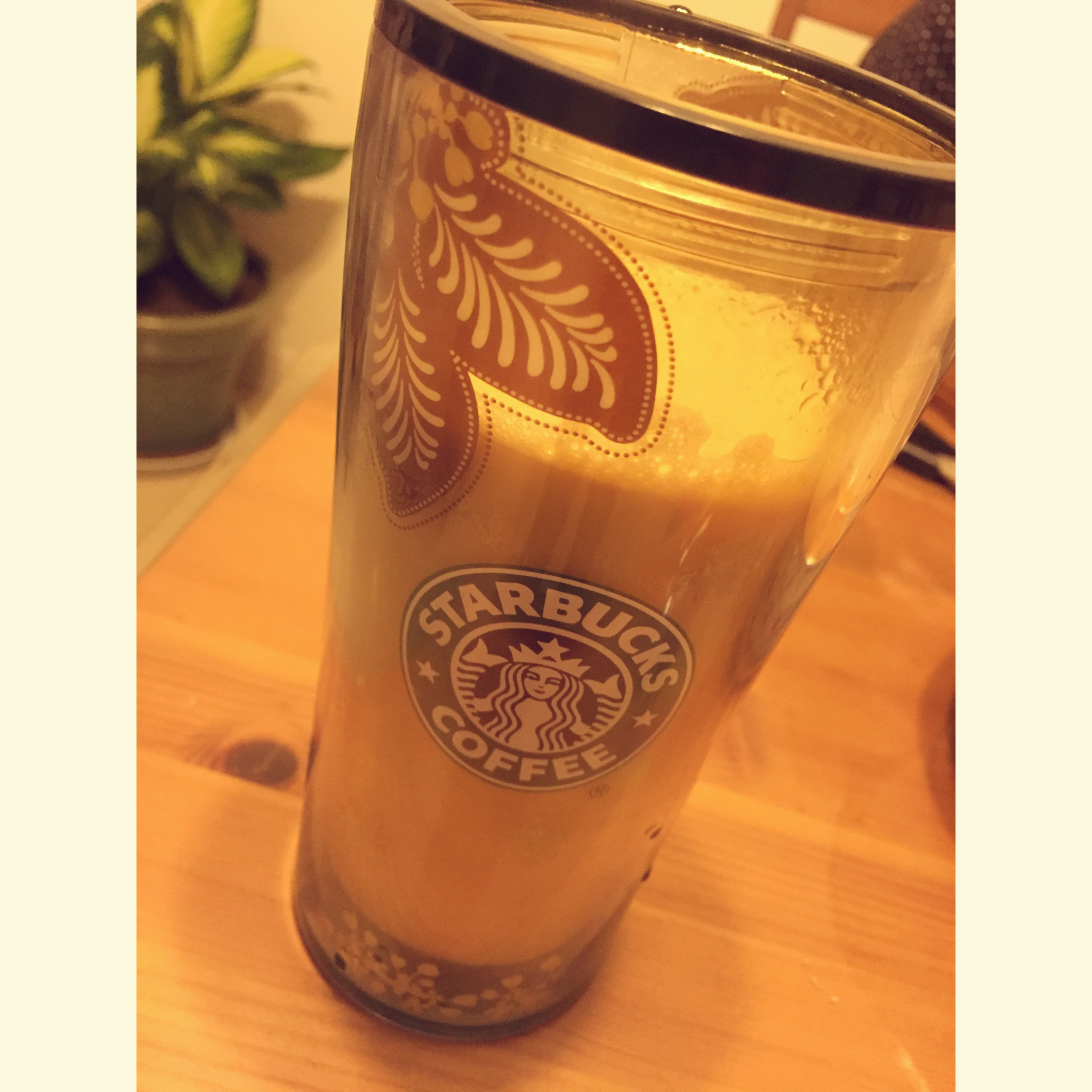 浓浓的锅煮奶茶