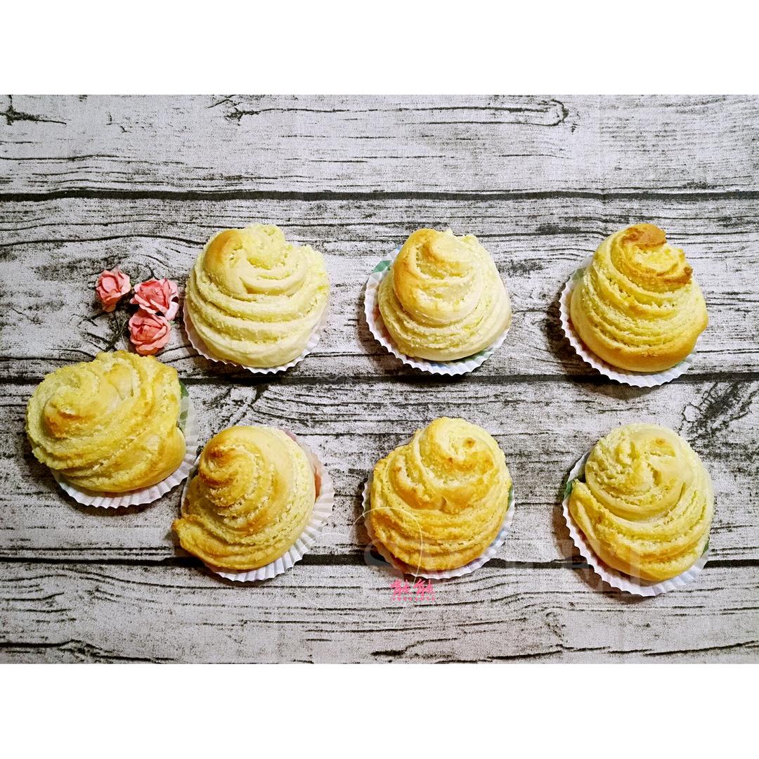 千层椰蓉小面包