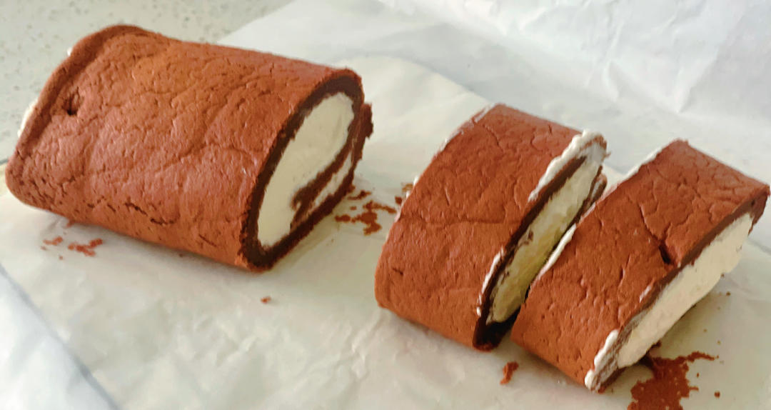 可可蛋糕卷🍰巧克力香缇奶油夹心