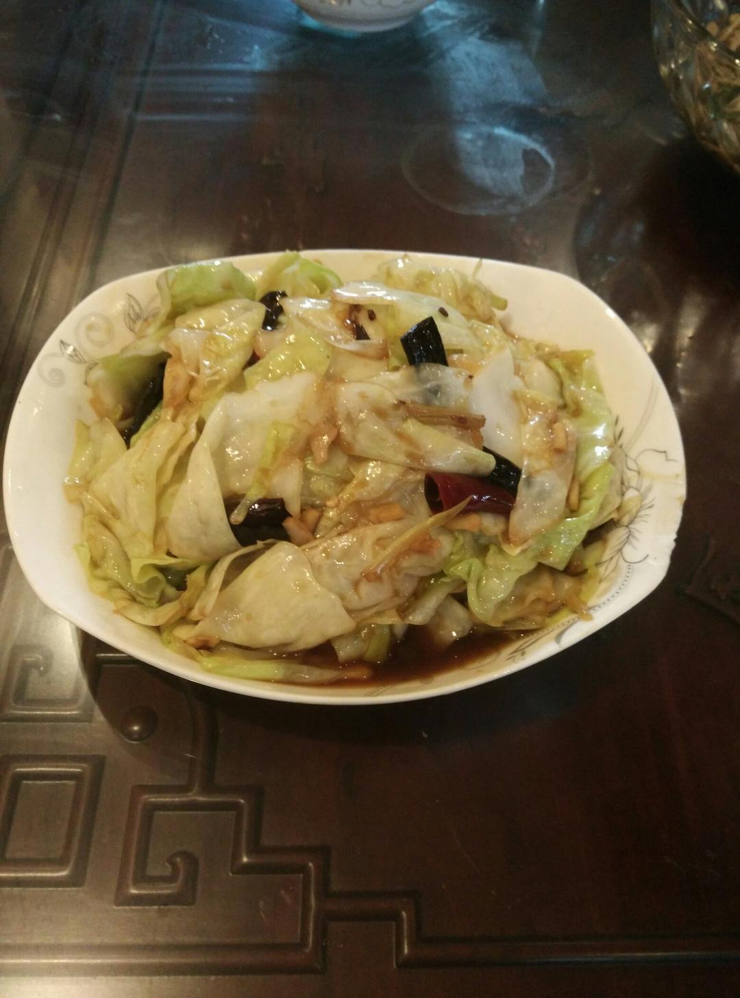 阿婆手撕包菜