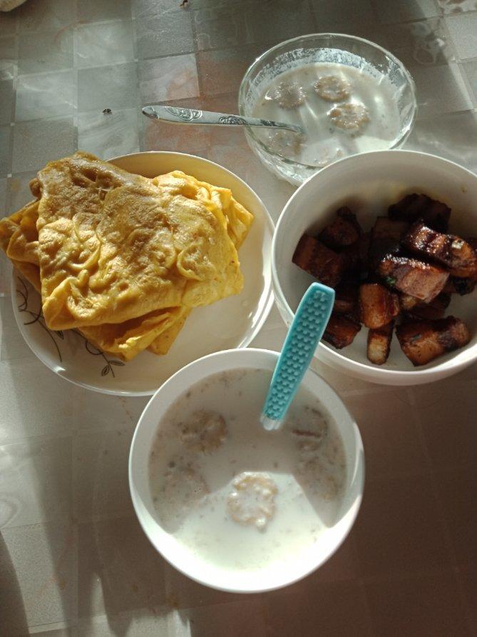 减肥之牛奶香蕉燕麦粥