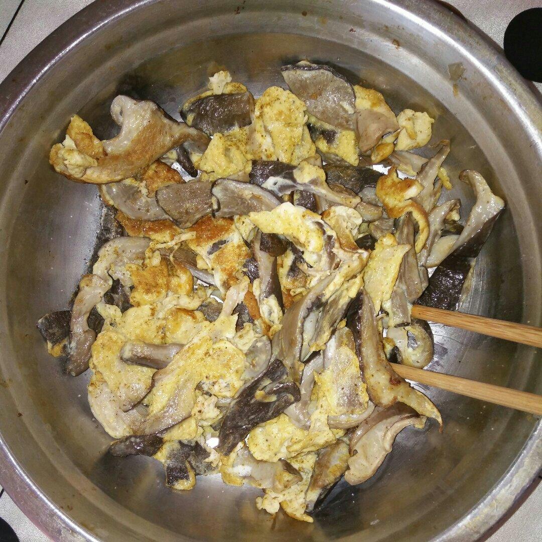 香煎平菇。