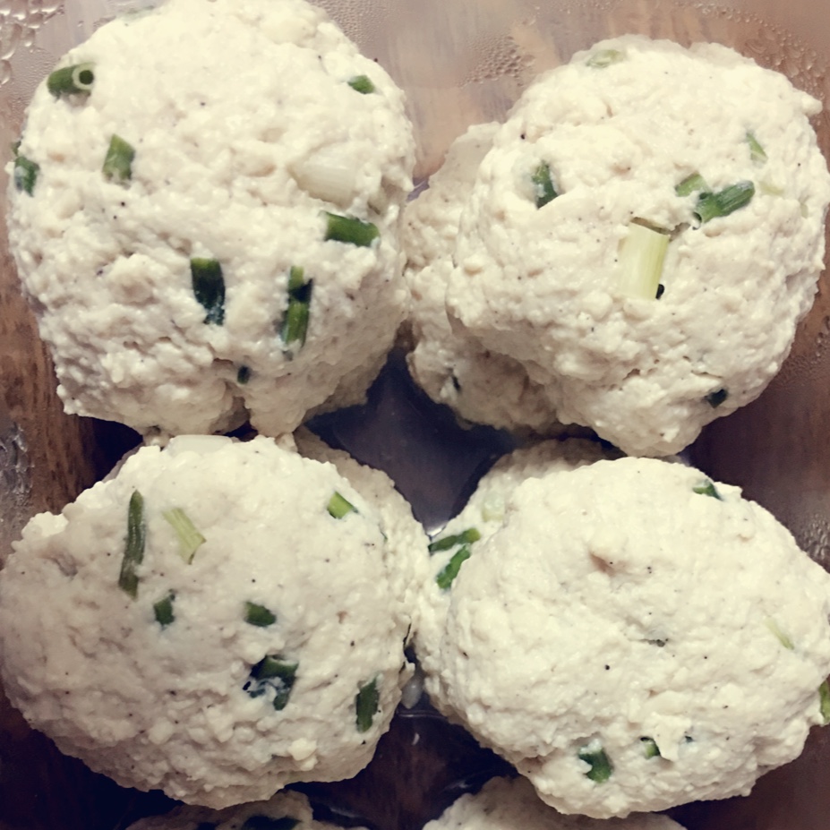 软绵绵的鸡肉豆腐丸（无油）