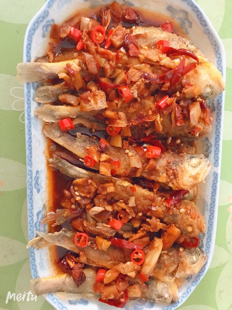 香煎小黄鱼