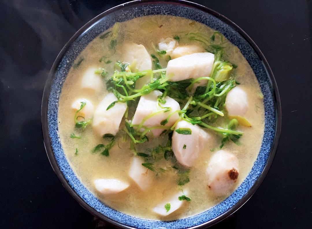 芋艿汤烧豌豆苗