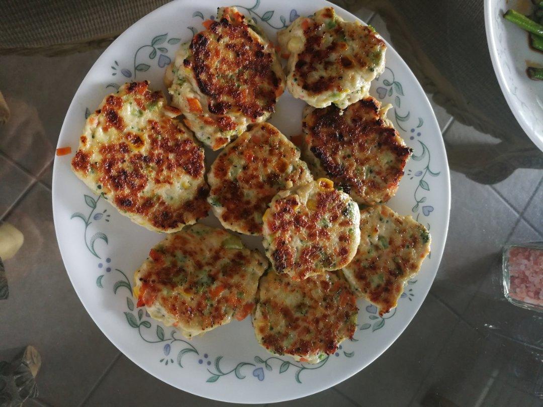 减肥餐低脂鸡胸肉饼
