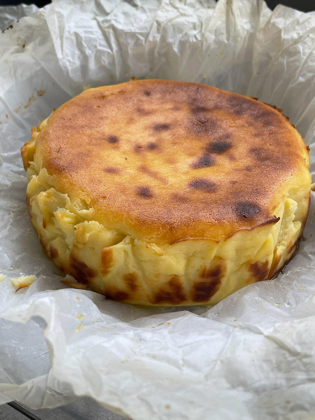 小山进公开食谱-使用大量牛奶，无淡奶油的巴斯克乳酪蛋糕