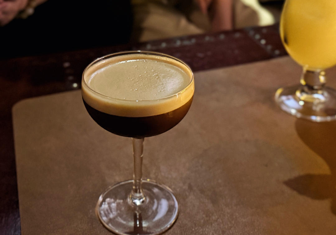 爱就是在一起。走遍世界。揽尽风景。食尽美味。感受美好。