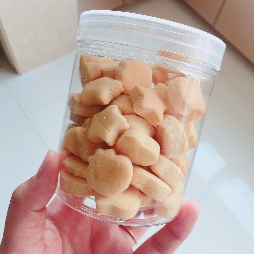 1岁宝宝卡通小饼干无黄油的做法