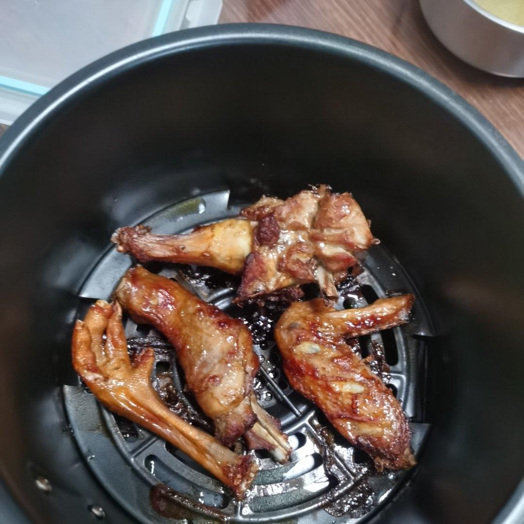无比鲜嫩多汁的蒜香蜜汁鸡翅