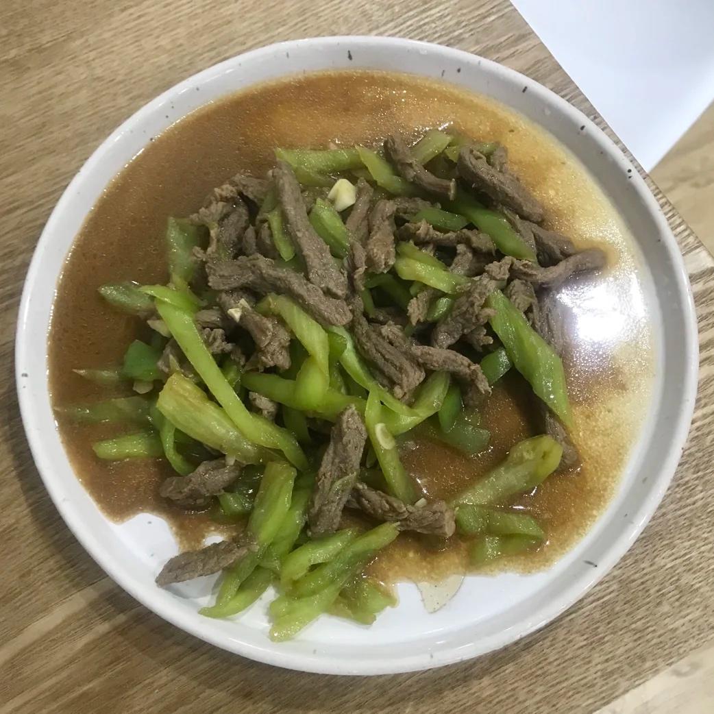 尖椒牛柳