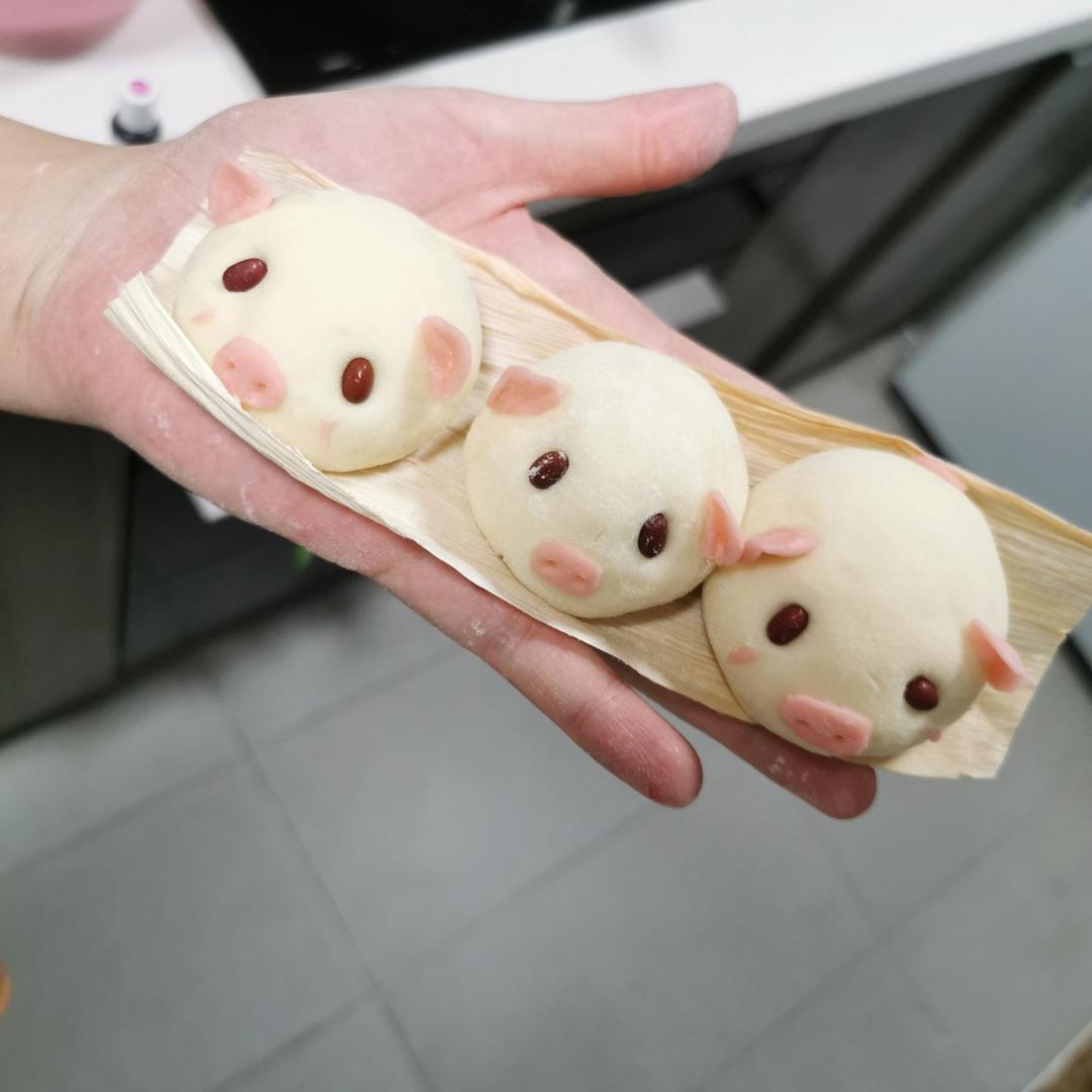 小猪馒头